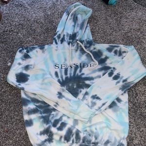 Tie-dye seaside sweatshirt